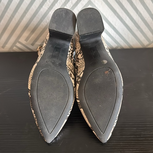 Snake print heels - Picture 5 of 6